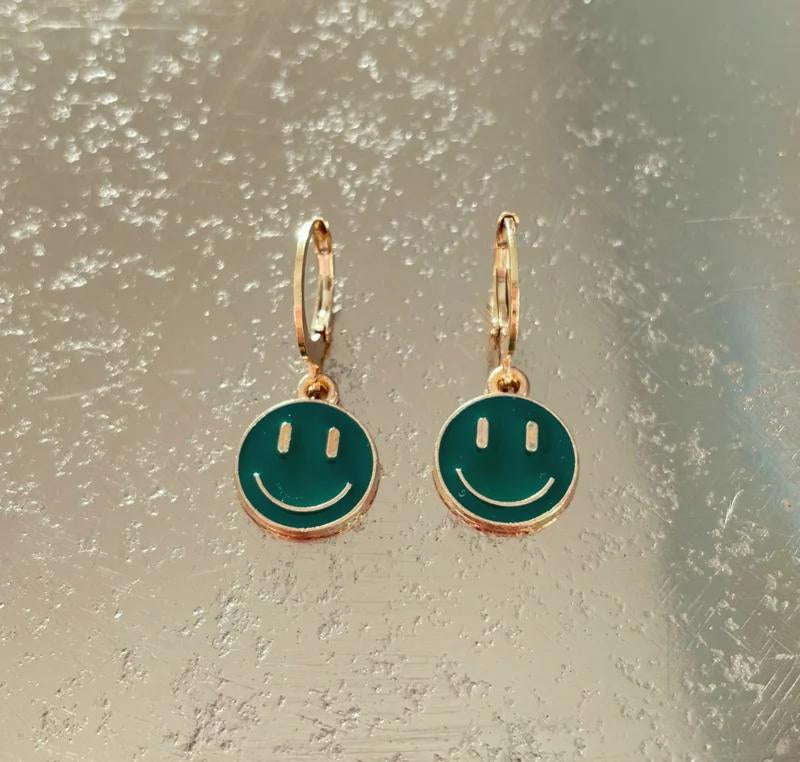 Be-Lovely | Prachtige 24k Vergulde Stainless Steel Oorringen met Groene Smilies