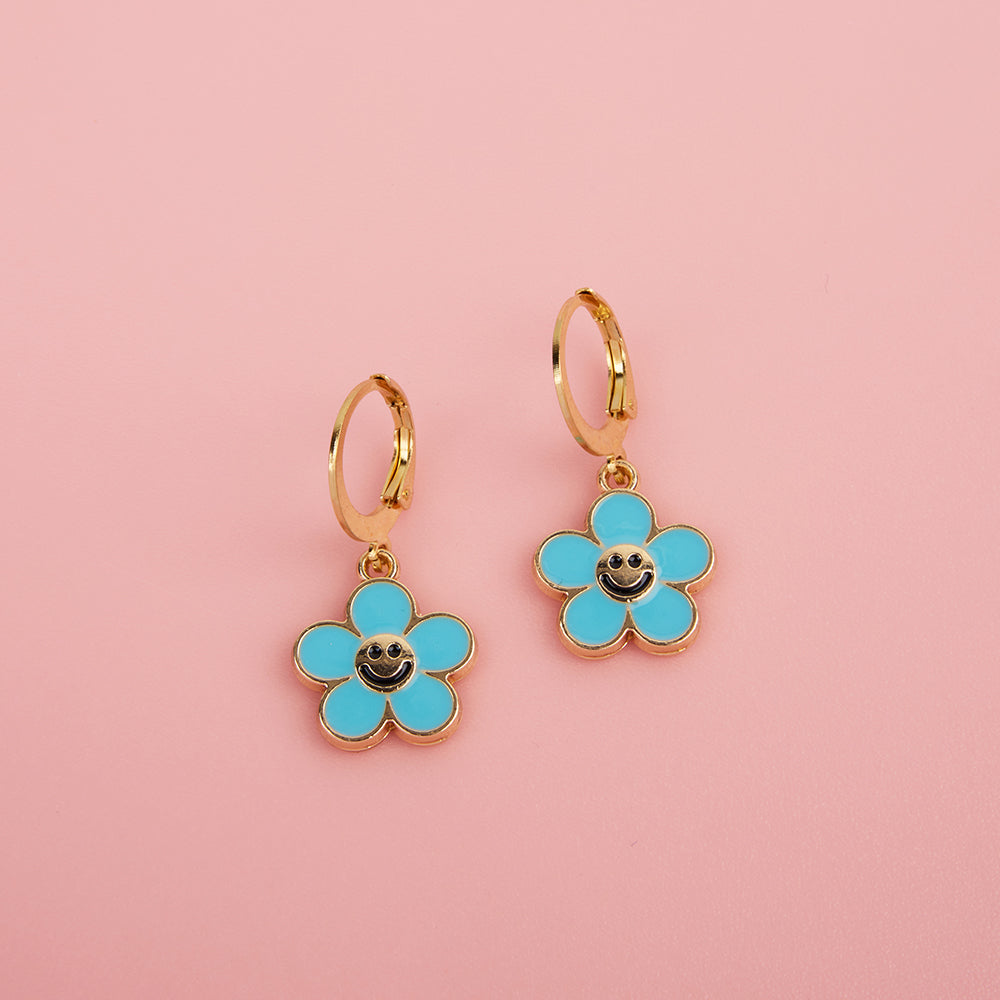 Blaue Blume mit Smiley kleine Ohrringe - handgefertigt