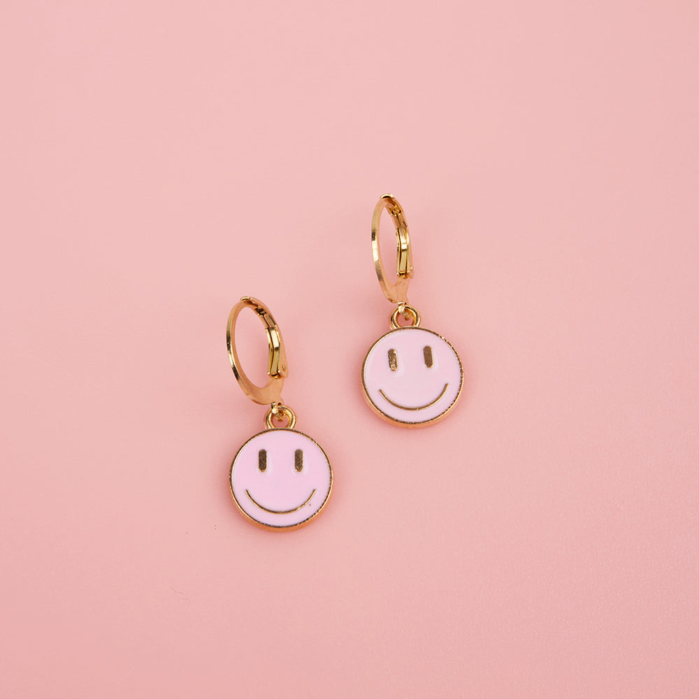 Hellrosa Smiley kleine Ohrringe - handgefertigt