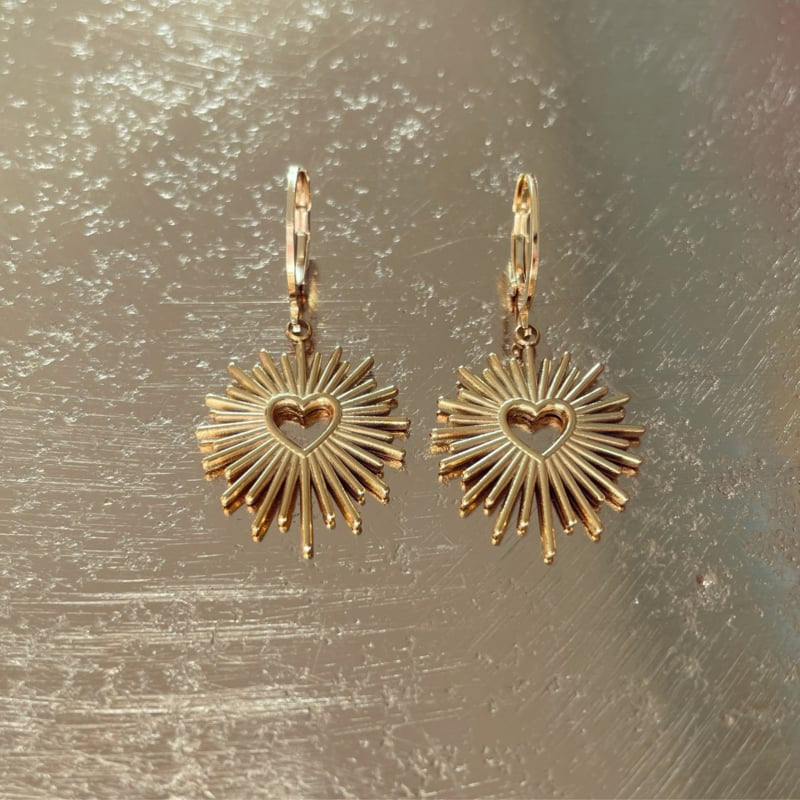 Be-Lovely | Prachtige 24k Vergulde Stainless Steel Oorringen met Gouden Harten