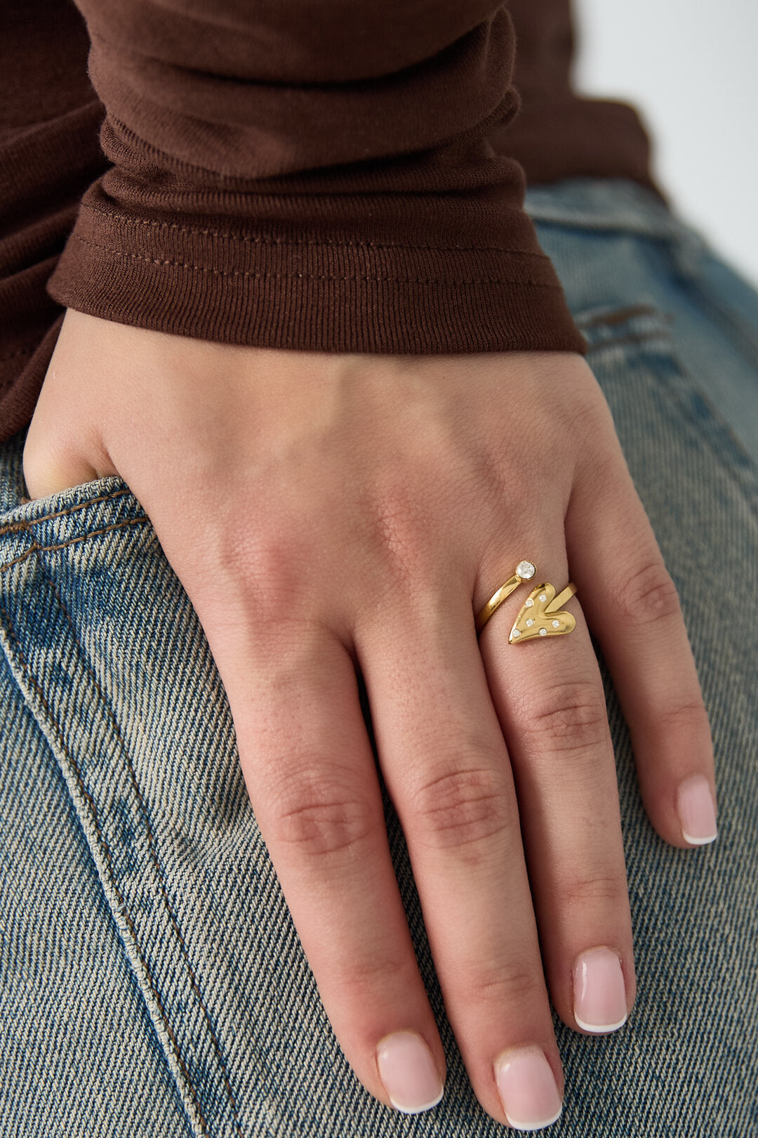 Ring met hart en steentjes